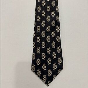 Stylish Black and Cream Geometric Patterned, Italy Tie